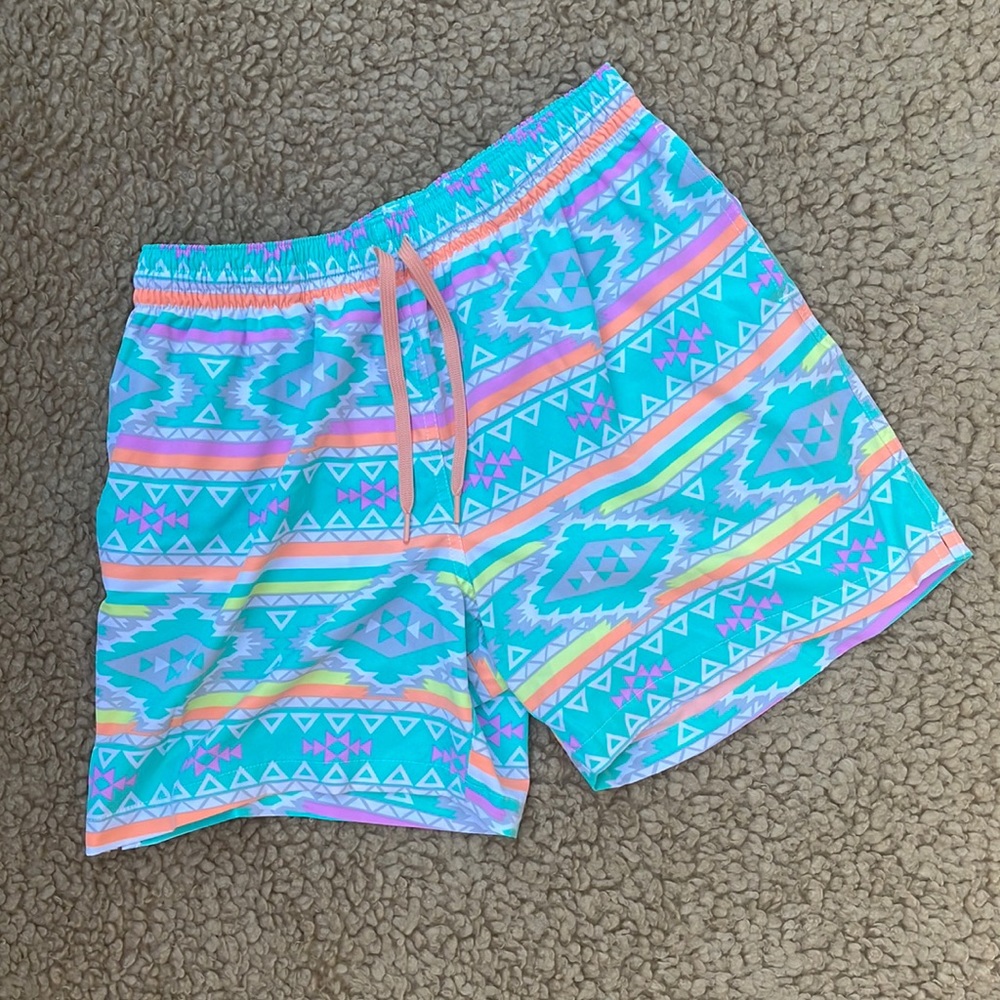 Men’s Chubbies En Fuegos 5.5” Swim Trunks